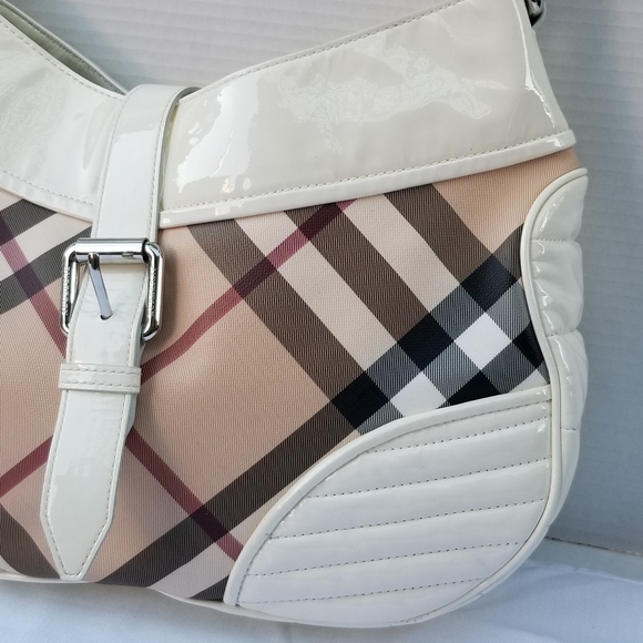 Burberry  Phoebe white /Beige Nova Check PVC and quited Patent Leather Hobo bag - Picture 9 of 16